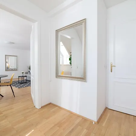 Beautiful apartment in Vienna's heart 18 Extérieur photo